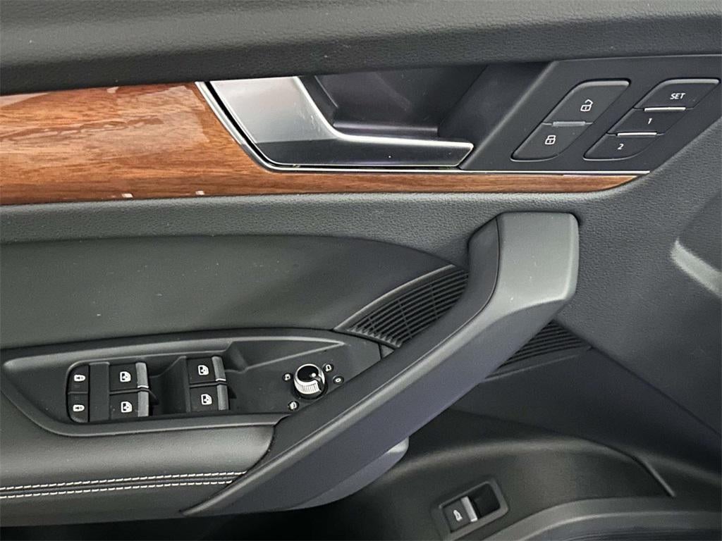 2023 Audi Q5 Premium Plus 45 TFSI S line quattro