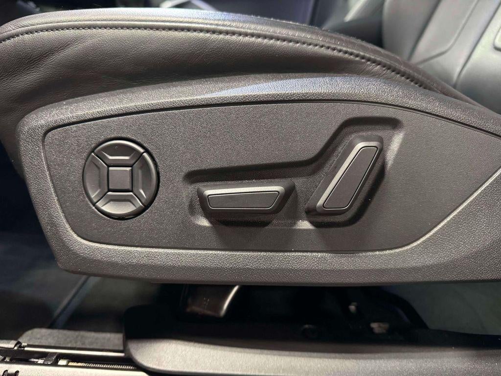 2024 Audi Q3 Premium Plus 45 TFSI S line quattro Tiptronic