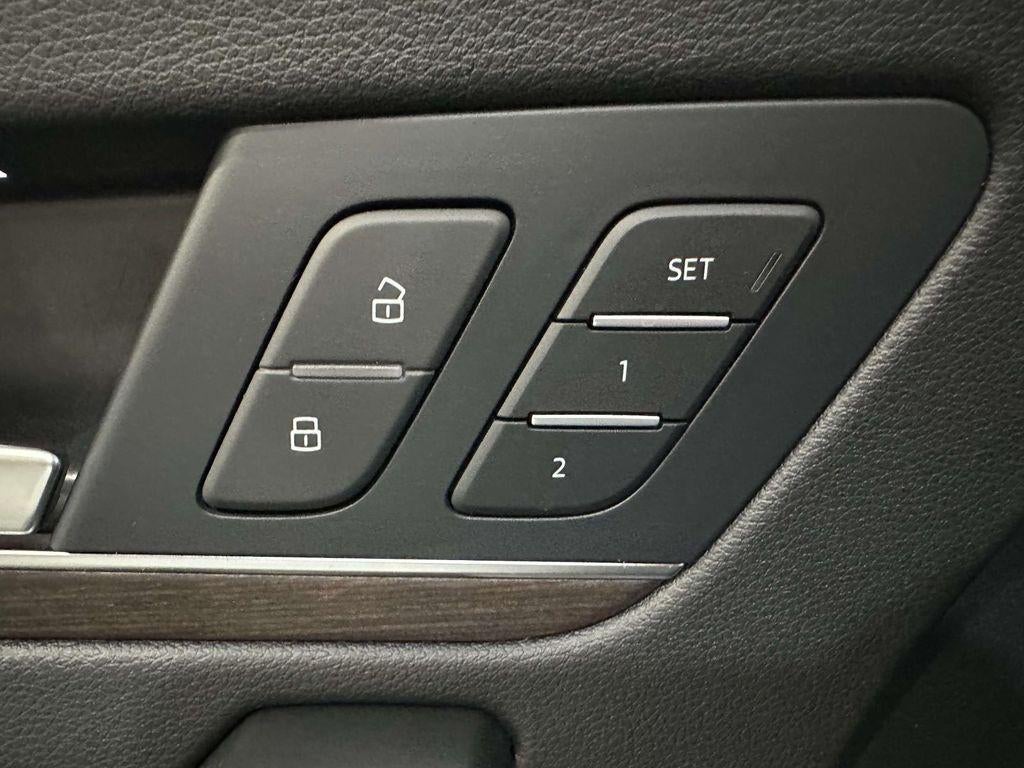 2022 Audi Q3 Premium Plus 45 TFSI S line quattro Tiptronic