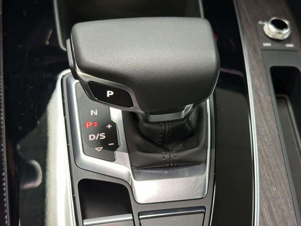 2022 Audi Q3 Premium Plus 45 TFSI S line quattro Tiptronic