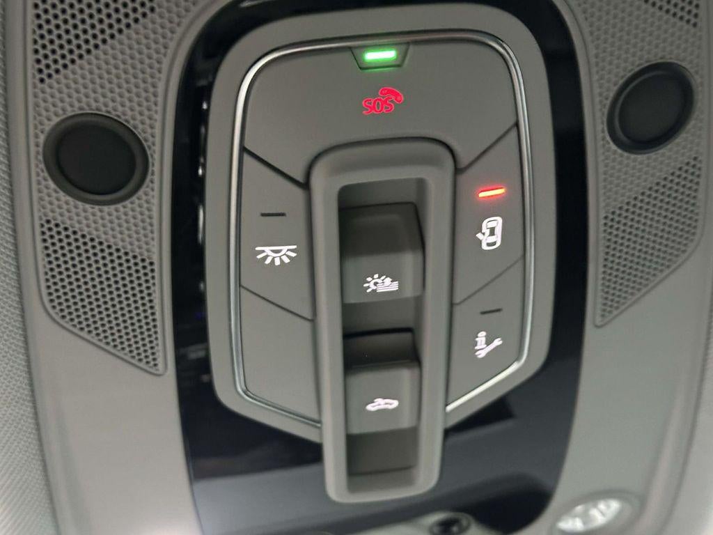 2022 Audi Q3 Premium Plus 45 TFSI S line quattro Tiptronic