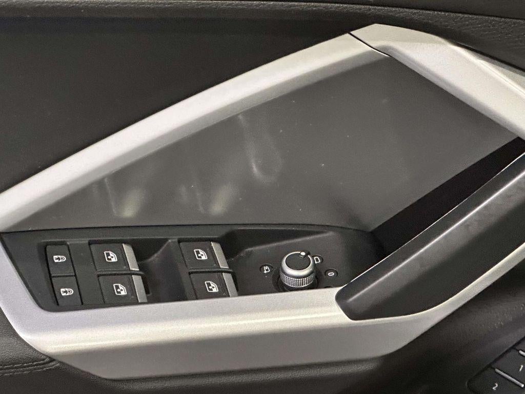 2023 Audi Q3 Premium Plus 45 TFSI S line quattro Tiptronic