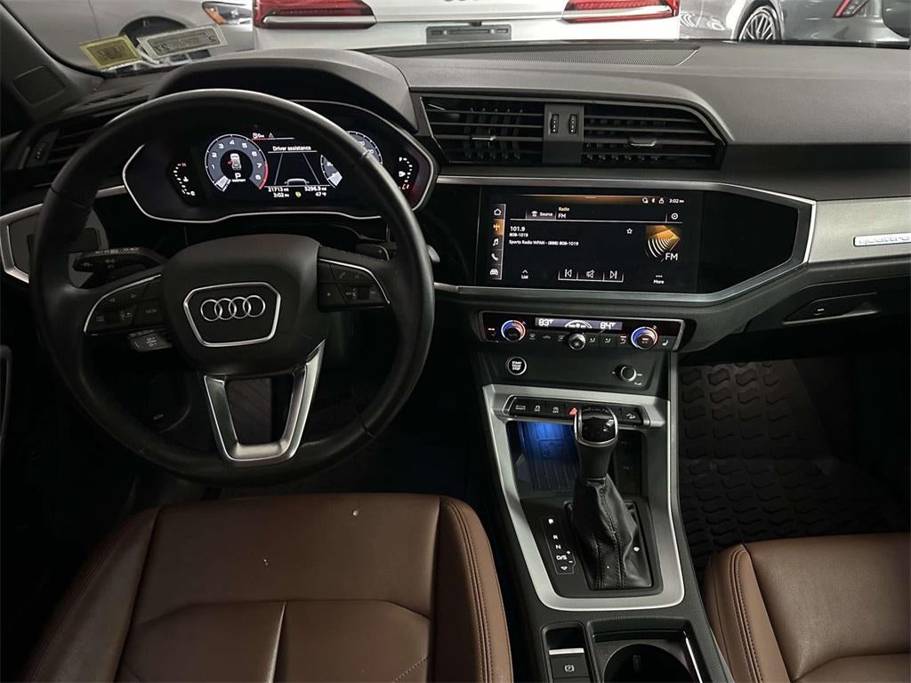 2023 Audi Q3 Premium Plus 45 TFSI S line quattro Tiptronic