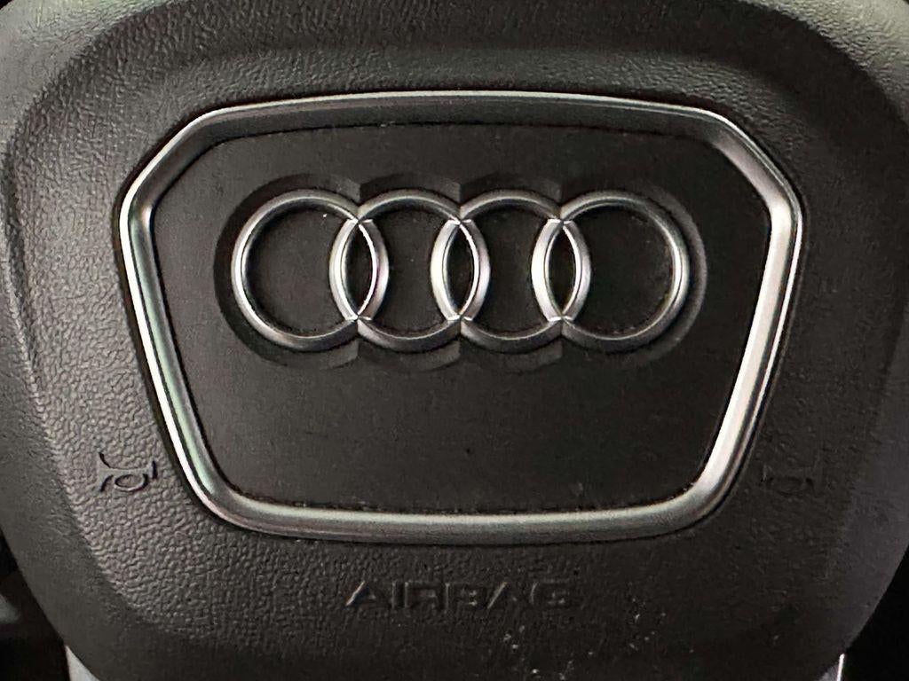 2022 Audi Q8 Premium Plus 55 TFSI quattro Tiptronic