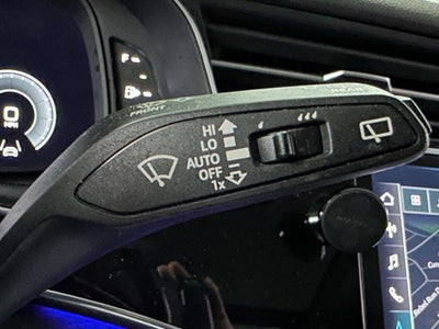 2022 Audi Q8 Premium Plus 55 TFSI quattro Tiptronic