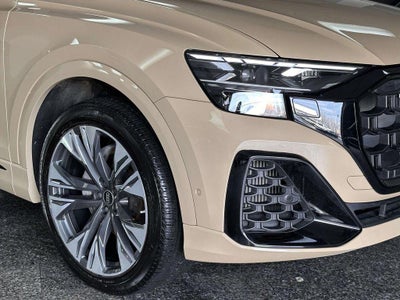 2025 Audi Q8 Premium Plus 55 TFSI quattro