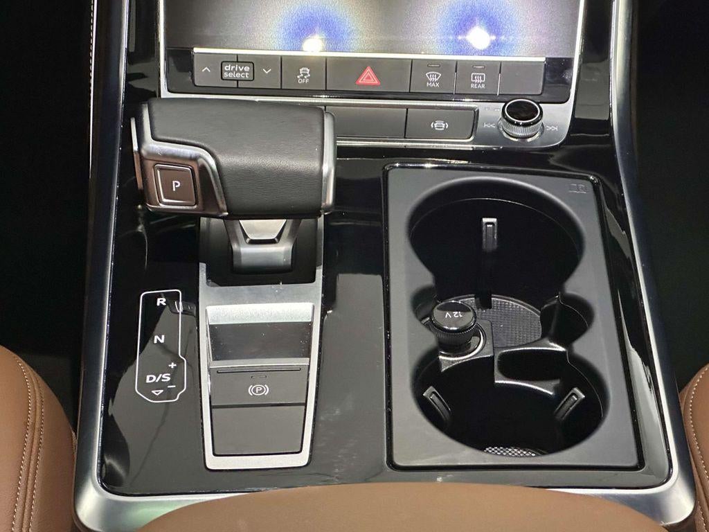 2025 Audi Q8 Premium Plus 55 TFSI quattro