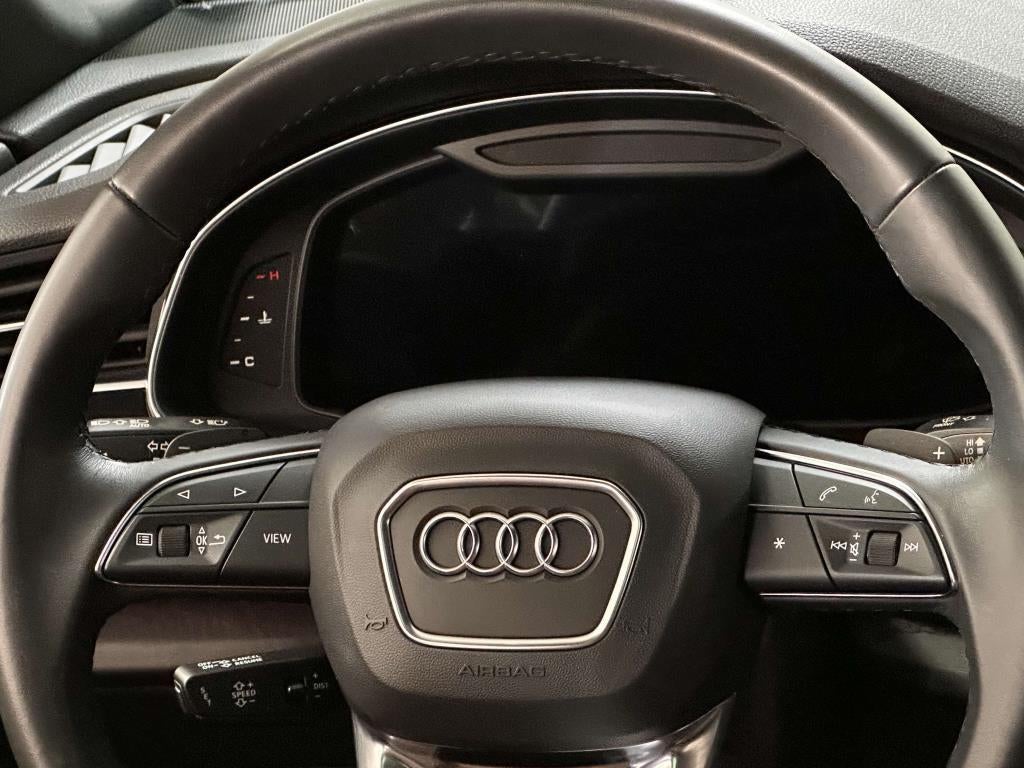 2022 Audi Q8 Premium Plus 55 TFSI quattro Tiptronic