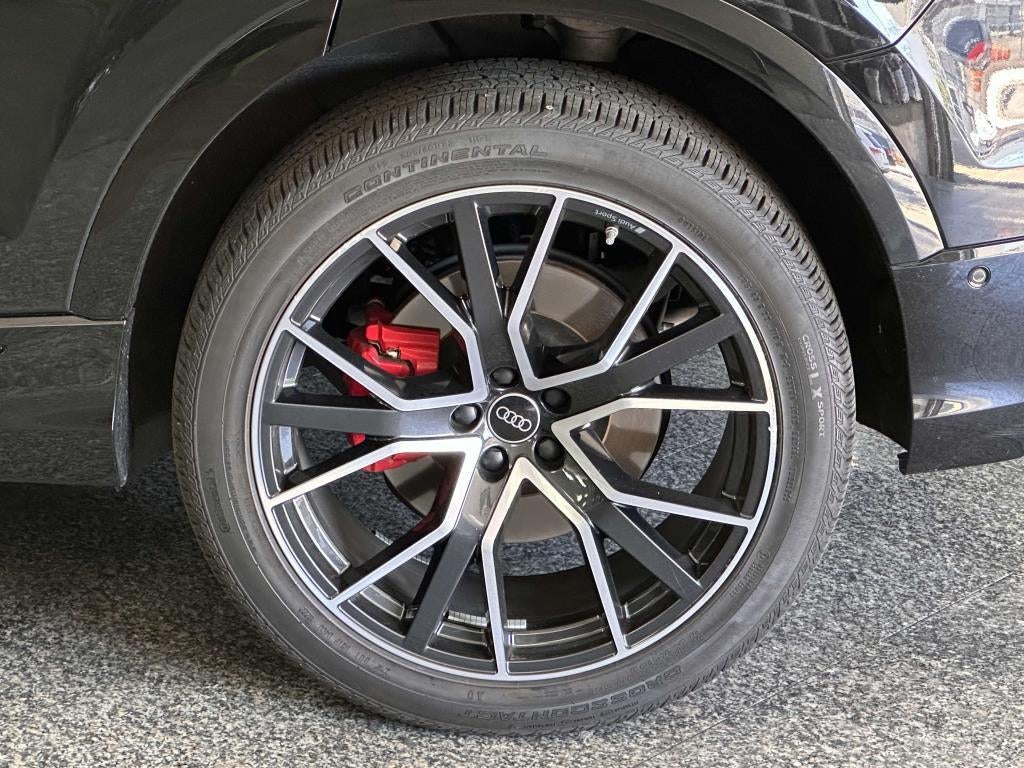 2022 Audi Q8 Premium Plus 55 TFSI quattro Tiptronic