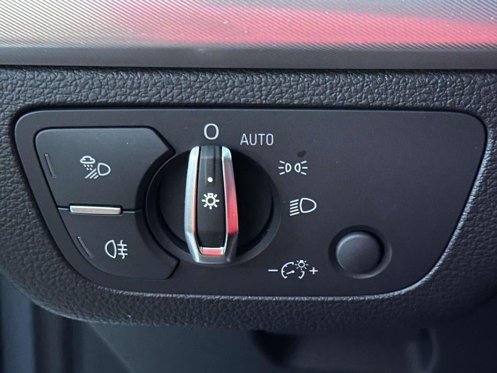 2025 Audi Q5 Premium 45 TFSI S line quattro