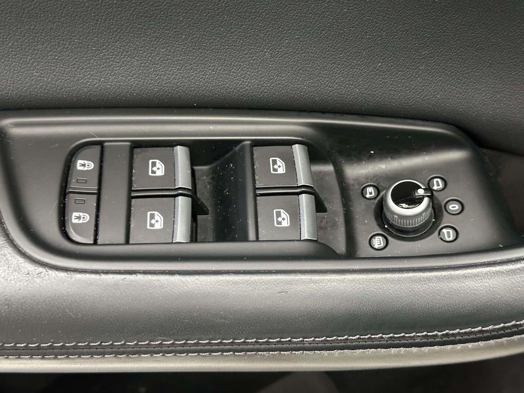 2022 Audi Q7 Premium Plus 55 TFSI quattro Tiptronic