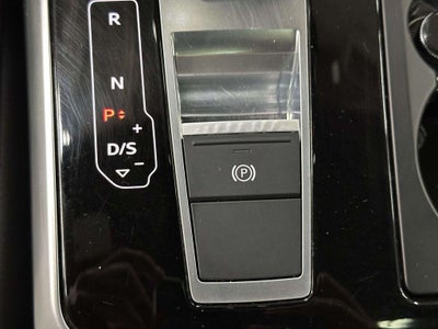 2022 Audi Q7 Premium Plus 55 TFSI quattro Tiptronic