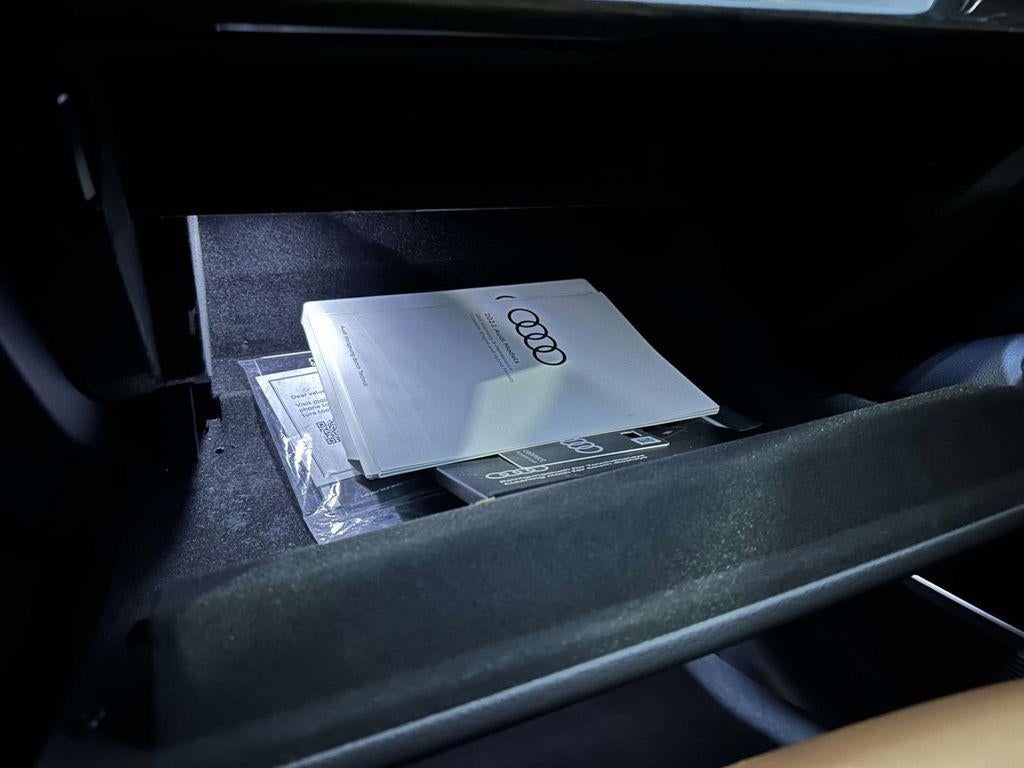 2022 Audi Q7 Premium Plus 55 TFSI quattro Tiptronic