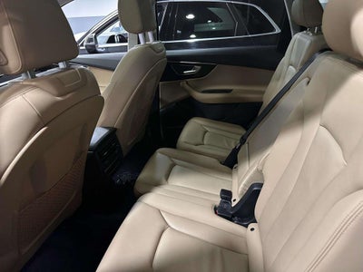 2022 Audi Q7 Premium Plus 55 TFSI quattro Tiptronic