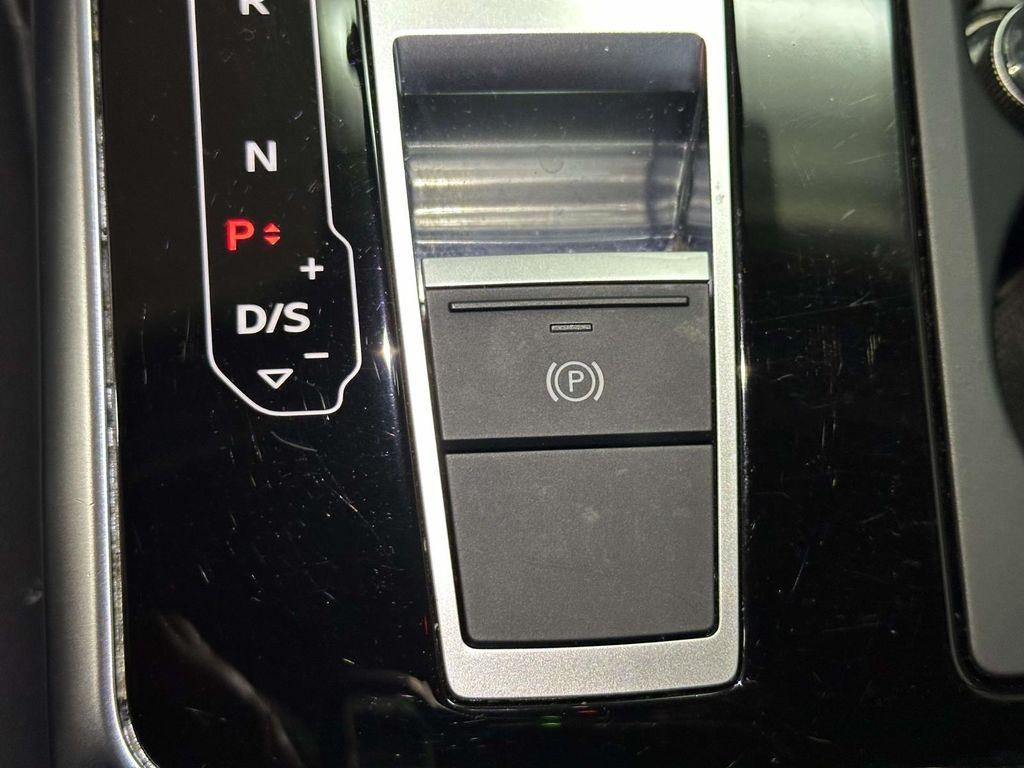 2022 Audi Q7 Premium Plus 55 TFSI quattro Tiptronic