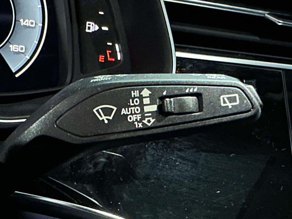 2022 Audi Q7 Premium Plus 55 TFSI quattro Tiptronic