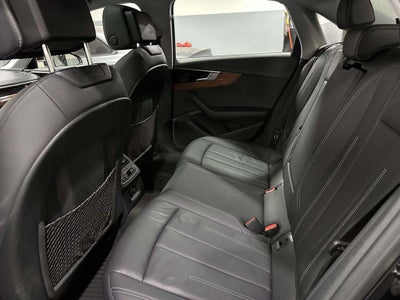 2022 Audi A4 Premium 40 TFSI quattro S tronic