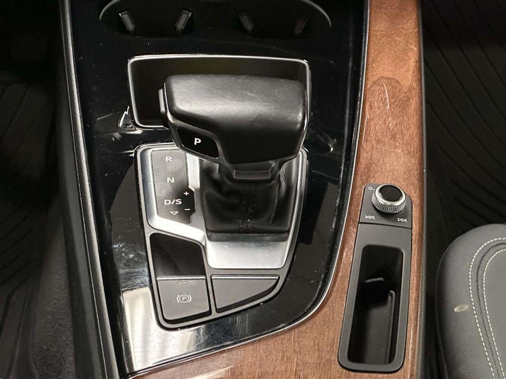2022 Audi A4 Premium 40 TFSI quattro S tronic