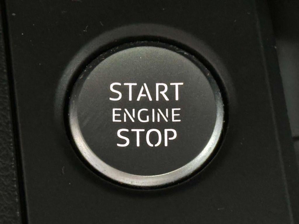 2022 Audi A4 Premium 40 TFSI quattro S tronic