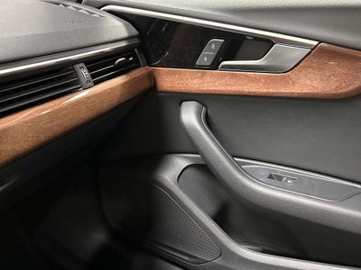 2022 Audi A4 Premium 40 TFSI quattro S tronic