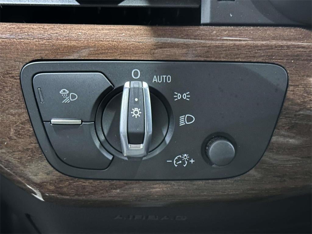 2023 Audi A4 Premium 40 TFSI quattro S tronic