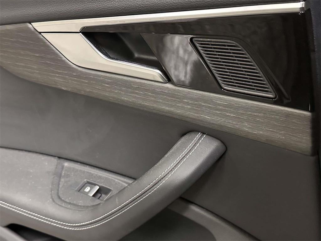 2023 Audi A4 Premium Plus 45 TFSI S line quattro S tronic