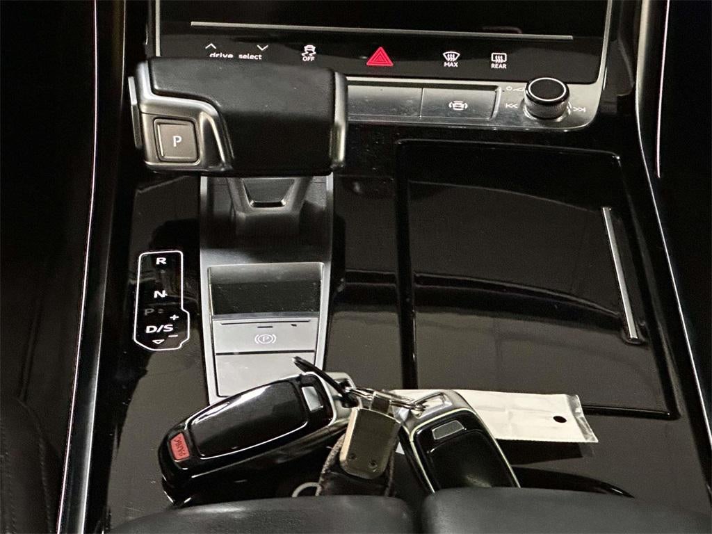 2022 Audi A8 L 55 TFSI quattro Tiptronic