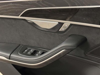 2022 Audi A8 L 55 TFSI quattro Tiptronic
