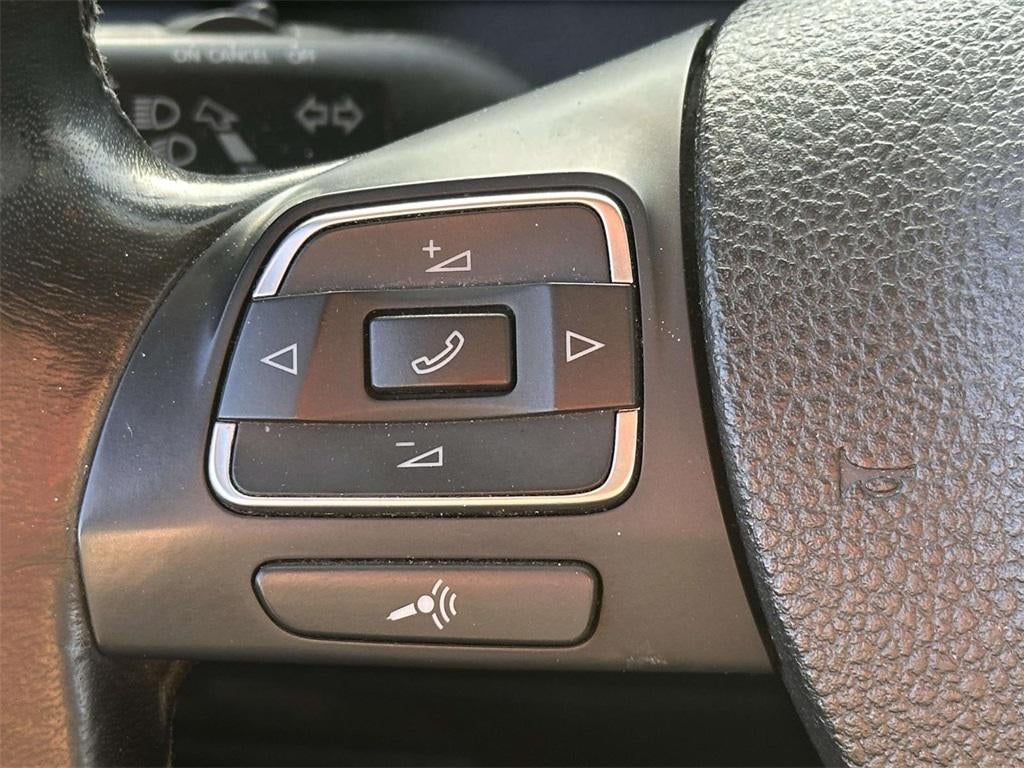 2011 Volkswagen Tiguan SE