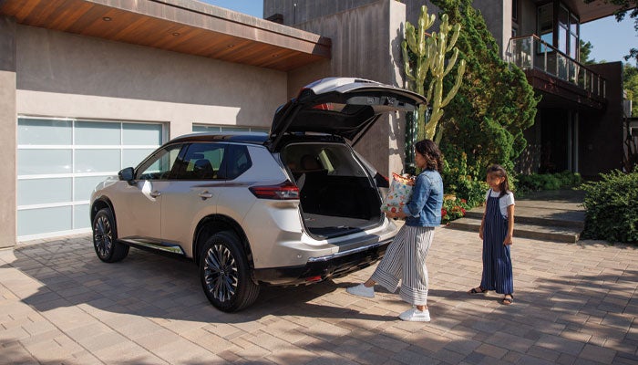 Empire Nissan of Bay Ridge in Brooklyn NY